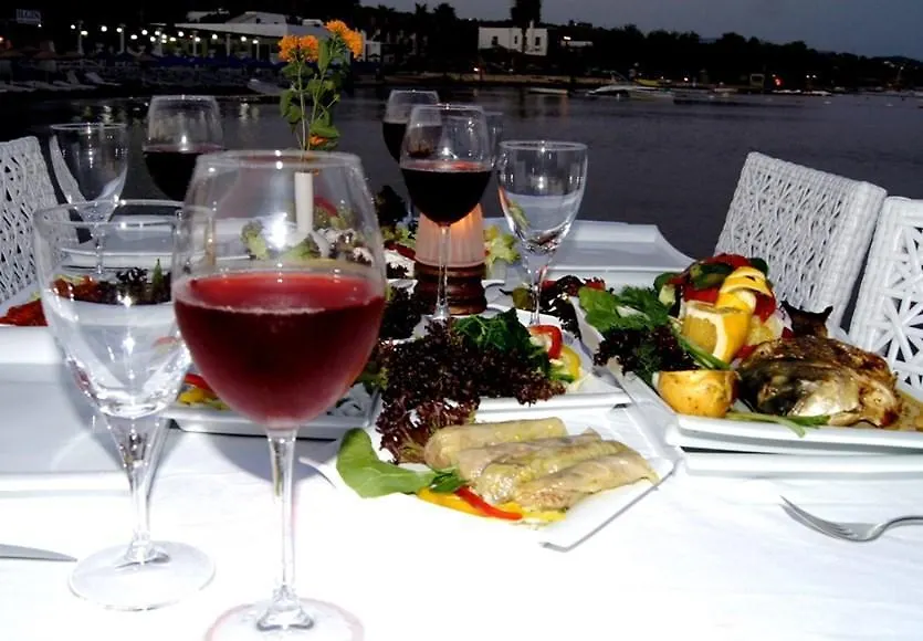 Lugga Boutique Hotel & Beach Ortakent